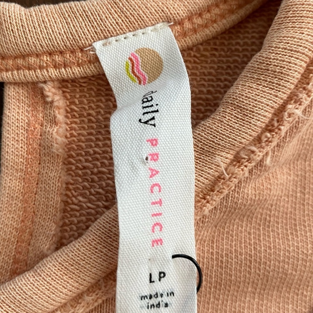 NWT Anthropologie Daily Practice Cropped Short Sleeve Cross Back Large Petite - Picture 3 of 5